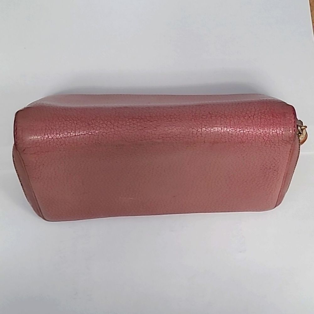 Authentic Gucci Wallet - Picture 4 of 12